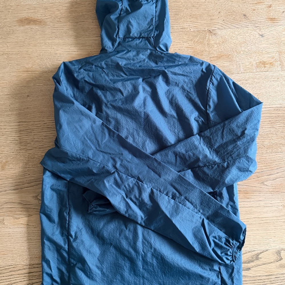 Patagonia Men's Teal Windbreaker Jacket XS - Never Worn - Picture 2 of 8